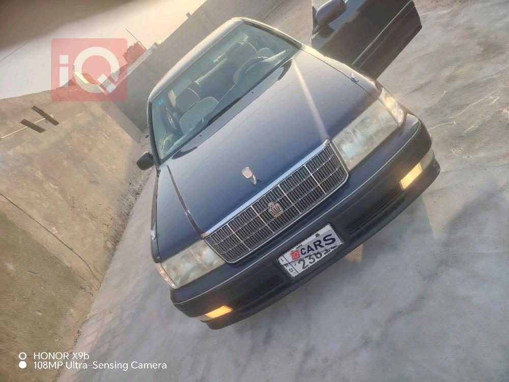 تويوتا كراون